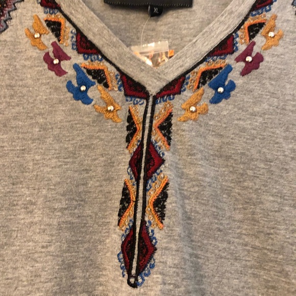 Vintage Collection Gray Tee - Picture 3 of 9